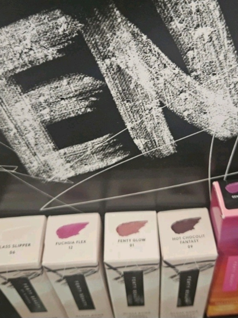 Fenty Beauty Gloss Bomb Heat Lip Luminizer Poutsicle Lip Stain-5 - Picture 3 of 3